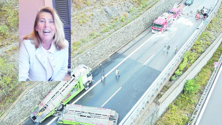 Schiacciata da un  tir sull'A15: il camionista patteggia 2 anni