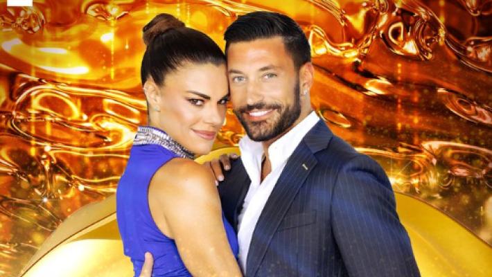 Ballando con le stelle, trionfa la coppia Bianca Guaccero - Giovanni Pernice 