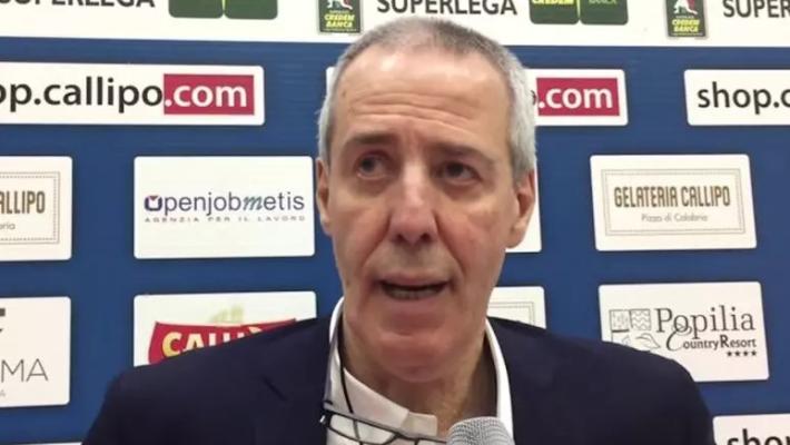 Addio a Bagnoli, uno degli allenatori più vincenti della pallavolo italiana: 8 scudetti tra Modena, Roma e Treviso