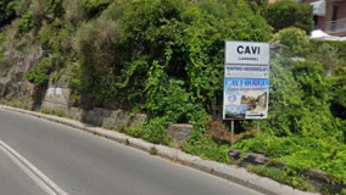 Va a piedi perchè ha bevuto, lascia l’auto  a Cavi di Lavagna per non infrangere il codice, ma i carabinieri lo multano