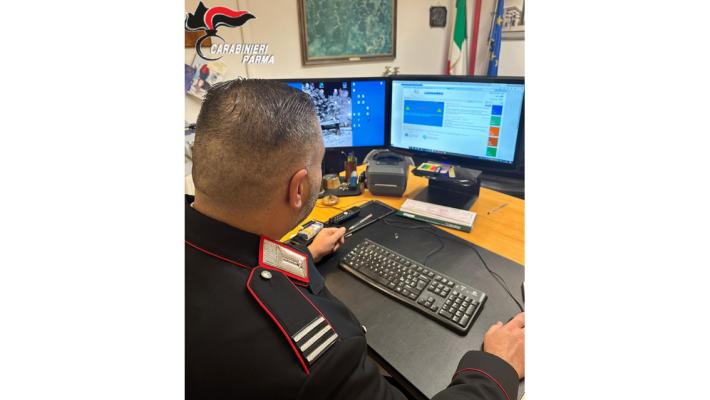 Parma: finto avvocato chiede pi&ugrave; di 400 euro per le pratiche di rinnovo del permesso di soggiorno. Denunciato 47enne parmigiano