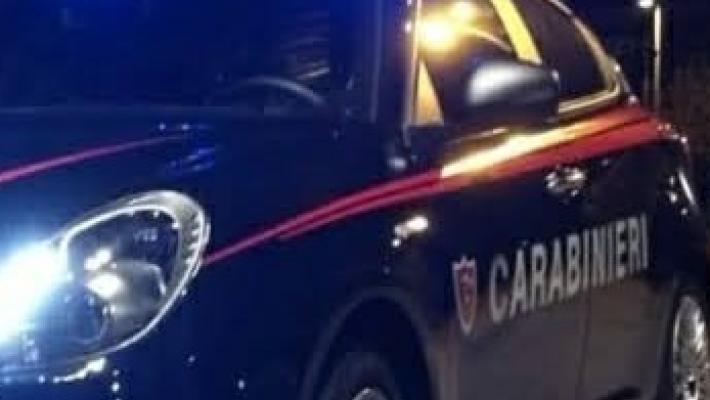 Parma: forzano la portiera di un’auto in sosta e rubano gli oggetti presenti all’interno. Denunciati un 40enne italiano e un 43enne straniero  