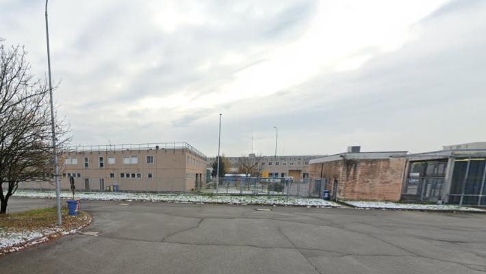 A fuoco una cella del carcere di Modena: un 25enne in gravi condizioni ricoverato a Parma