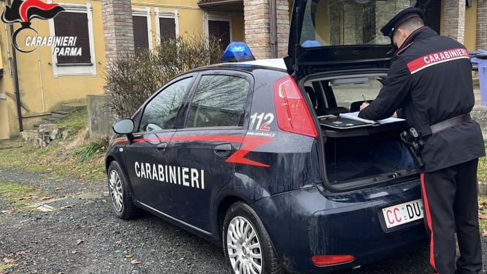 Vandalismo nella notte di capodanno ad un immobile della curia. Denunciato un 16enne