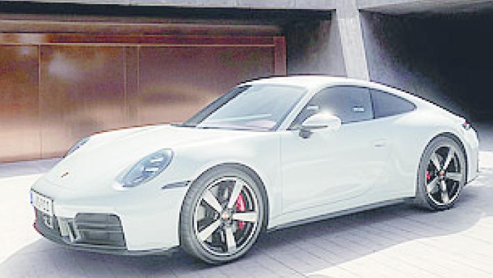 Porsche Carrera 911 S: è più ricca  e ora ha 480 Cv