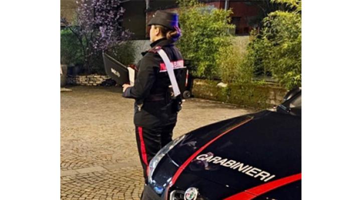 Cinque furti commessi con auto rubata: due persone denunciate dai carabinieri