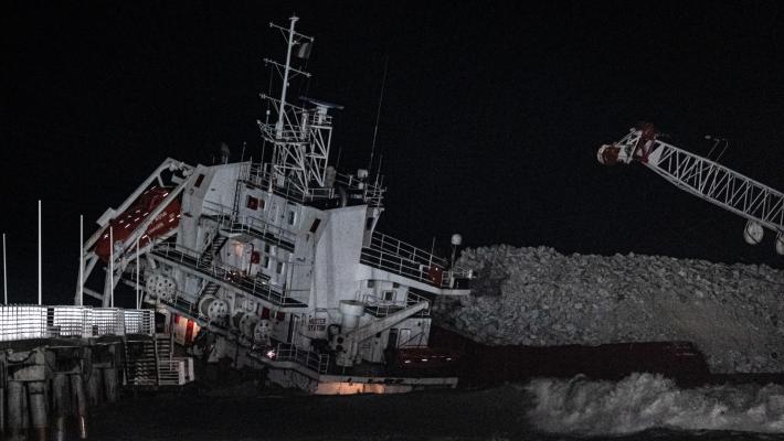 Nave incagliata, il sindaco di Forte Marmi 'rischiato disastro' 