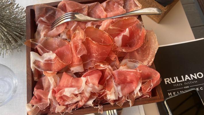 Non solo prosciutto. Quando due fette diventano un viaggio