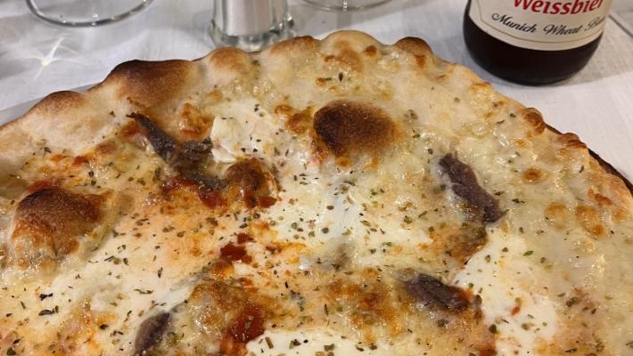 Alla Fontana: sorrisi e accoglienza per la pizzeria della tradizione