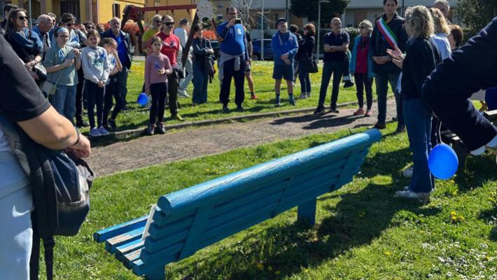 Montechiarugolo, grande partecipazione alla “Camminata in Blu”