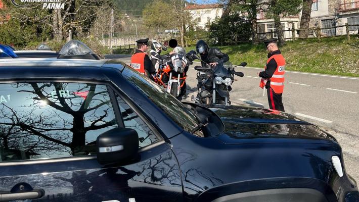 Borgo val di taro: proseguono senza sosta i controlli sulla statale della Cisa per prevenire incidenti. Multati diversi centauri