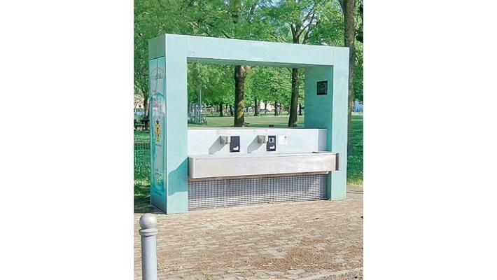 Piazzale Boito,  la fontana torna in funzione dopo lo stop
