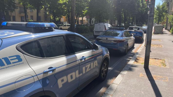 Una lite automobilistica in viale dei Mille finisce con le botte: arriva la polizia