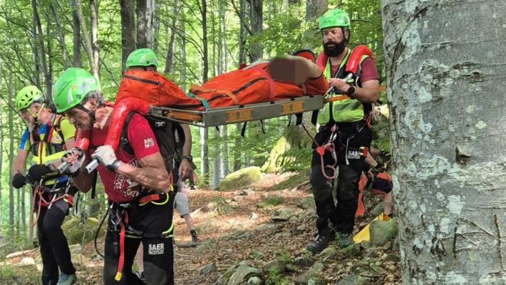 Escursionista cade sul sentiero e lancia l'allarme con l'applicazione Georesq. Recuperato dal Soccorso Alpino