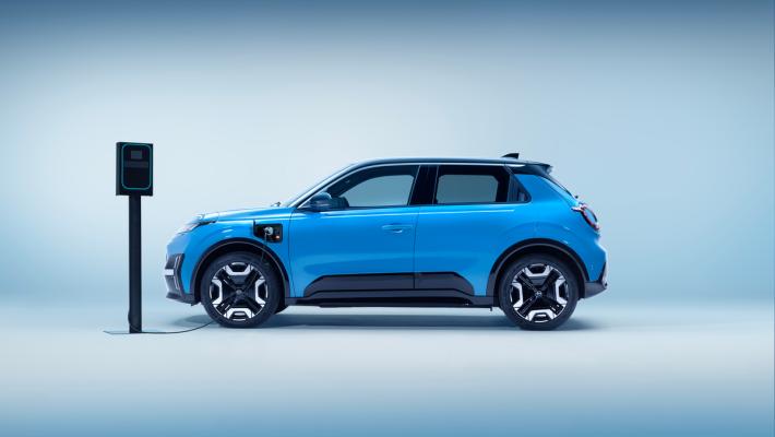 Torna Nissan Micra, ed è solo full electric