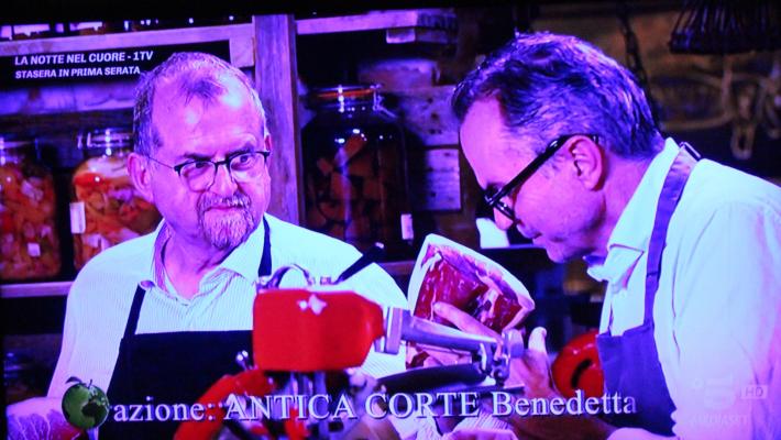 vasto servizio dedicato alla famiglia Spigaroli