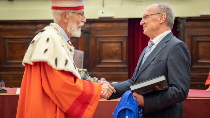 Roberto Caciuffo professore ad honorem dell’Università di Parma: “Scienza autonoma, libera, indipendente”