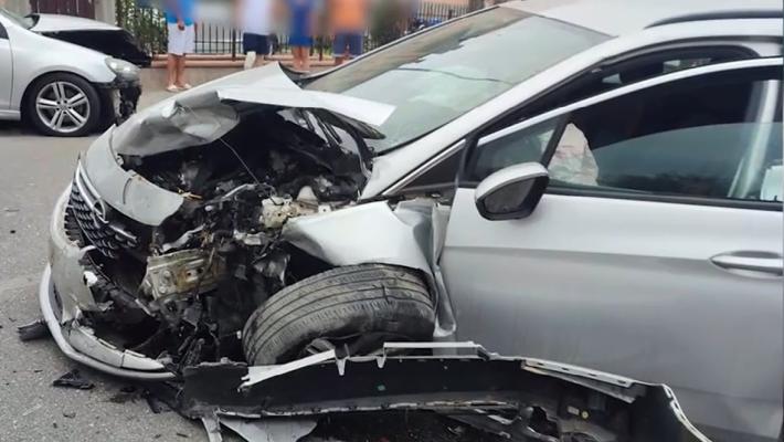 Schianto a Baganzola questa mattina: due feriti, uno è in gravi condizioni