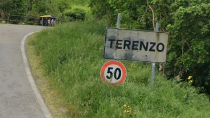 Motociclista ferito dopo una caduta a Terenzo