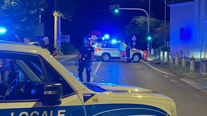 Baganzola, cade dalla moto: ragazzo minorenne trasportato al Maggiore