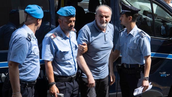 «Una rabbia violenta e ho sparato».  Davanti ai giudici il racconto della notte in cui ha ucciso la moglie Marina.
