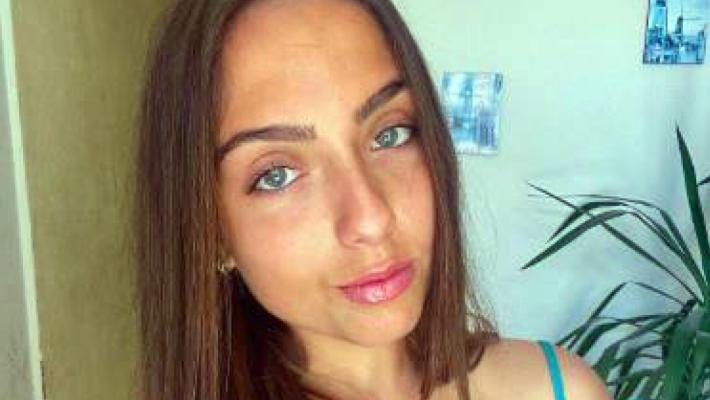 Simona, morta in piscina, "perchè nessuno di è accorto di nulla?"