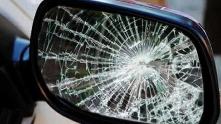 «Quell'uomo su una Fiat 500  tenta la truffa dello specchietto»