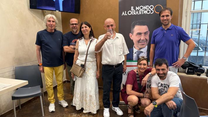 Il Team  Vannacci saluta l'estate, "ma resta vigile sul territorio", aperitivo simbolico in San Leonardo