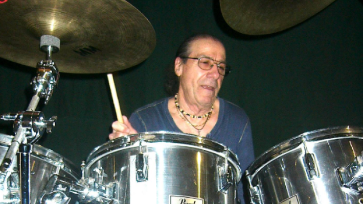 E’ morto Claudio Benassi: era il batterista e uno dei fondatori del gruppo musicale "I Corvi"