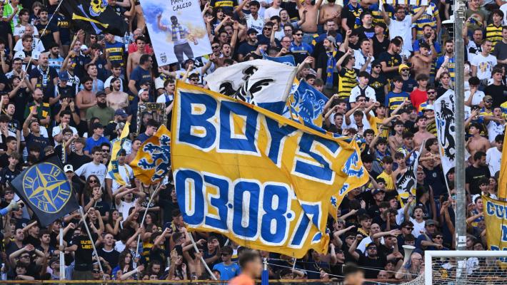 Cutrone (appena entrato) pareggia di testa - 87' Parma-Atalanta 1-1