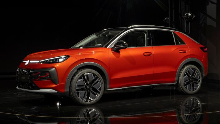  Nuova T-Roc,  per la prima volta ibrida 