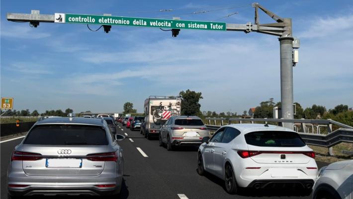 Rallentamenti e code in A14, in direzione Parma