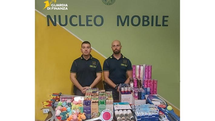 Sequestrati oltre 4000 prodotti non sicuri in due empori cinesi a Parma e Sorbolo 