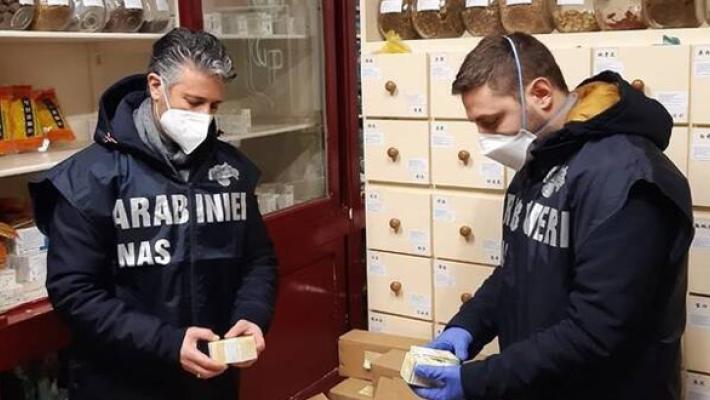 Ispezione in farmacia, contestate irregolarità igienico-sanitarie e gestionali