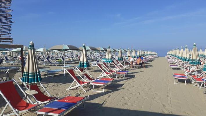 Fine settimana da spiaggia in Versilia