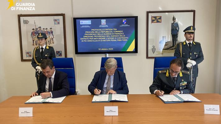 Siglato protocollo d’intesa tra procura della repubblica, guardia di finanza e agenzia delle entrate per rafforzare l’azione di contrasto ai più gravi illeciti di natura penaltributaria