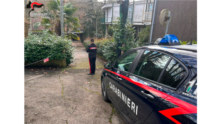 Salsomaggiore Terme: con un coltello minaccio’ un ristoratore della zona pretendendo di ritirare del cibo senza pagare danneggiando anche la vetrina dell’attivita’. identificato, denunciato e espulso 