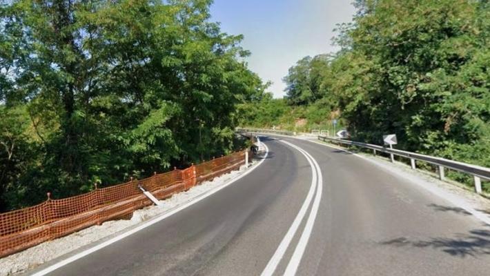 Montechiarugolo, strada provinciale 18 del Pilastrello senso unico alternato in località la fratta dal km 6+600 al km 6+850, dalle ore 9,00 alle ore 17,00 nei giorni 24/10/2025 e 25/10/2025