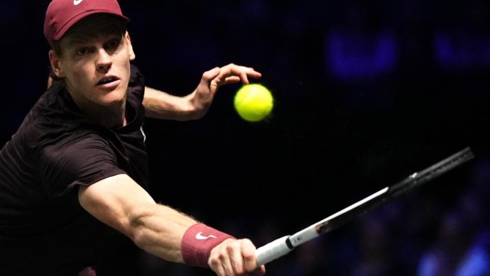 Tennis: Parigi, Sinner batte Bergs e va agli ottavi
