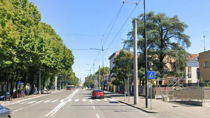 Pedone investito in via Gramsci ricoverato in Rianimazione