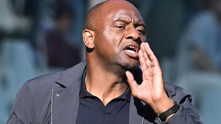  Viera ci ripensa e se ne va dal Genoa