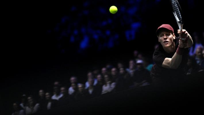 Sinner batte Auger Aliassime, conquista Parigi e si riprende lo scettro di numero 1 al mondo