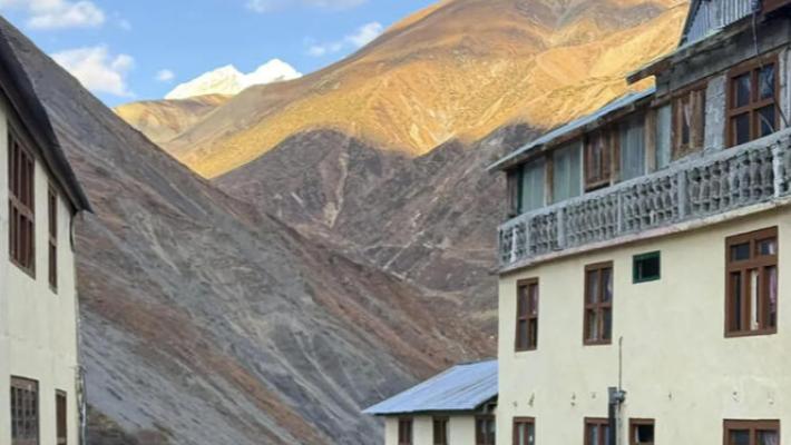 Ciclone sulle vette del Nepal, morti due alpinisti italiani. Altri connazionali risultano dispersi 