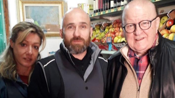 Un felice traguardo a Castione Baratti: il negozio “Lucaelafrutta” compie 25 anni