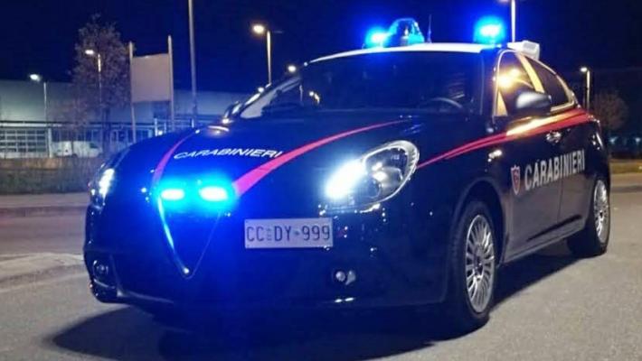 Era riuscito a fuggire dopo aver forzato i distributori automatici della "Casa della Salute" di via Pintor: 33enne straniero denunciato