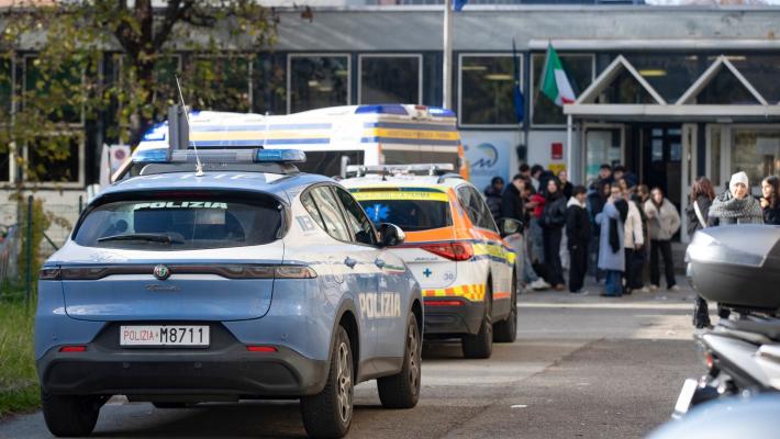 Melloni, spray urticante in classe: due 14enni finiscono all'ospedale. Il dirigente Fasan: «Sporgerò denuncia»