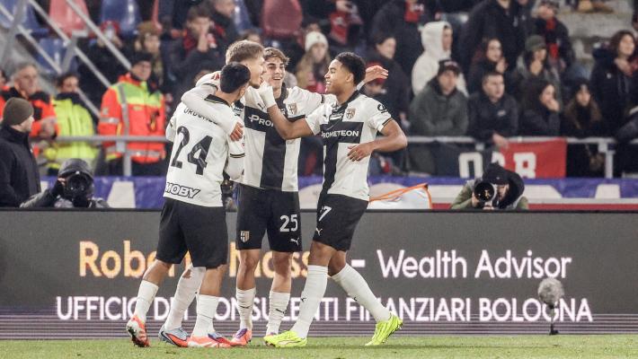 Bologna-Parma 0-1 - 23' Il Bologna continua a pressare nella metà campo crociata