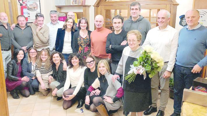 I ragazzi del '72 hanno riabbracciato la maestra Romana Tobiardi Busani