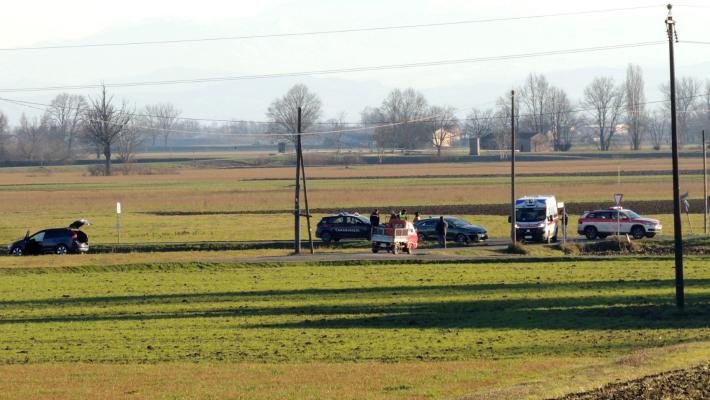Scontro auto-furgone a Ragazzola, ferito un bambino