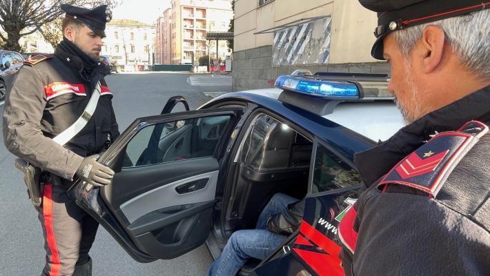 Parma: ricercato in Germania per una violenta aggressione viene rintracciato dai carabinieri nell&rsquo;oltretorrente. Arrestato su mandato europeo 37enne straniero.